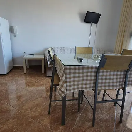 Riand Apartment *